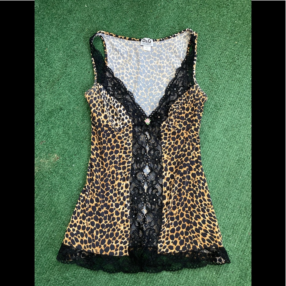 Small Women’s Vintage Y2K Paris Hilton DG Top10 MUST HAVE cheetah tank lace top